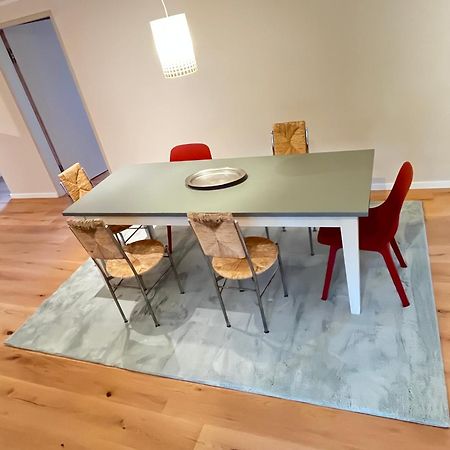 Grosse Wohnung Mit Loggia Templin Kültér fotó