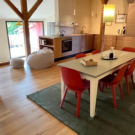 Grosse Wohnung Mit Loggia Templin Kültér fotó