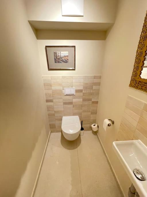 Grosse Wohnung Mit Loggia Templin Kültér fotó